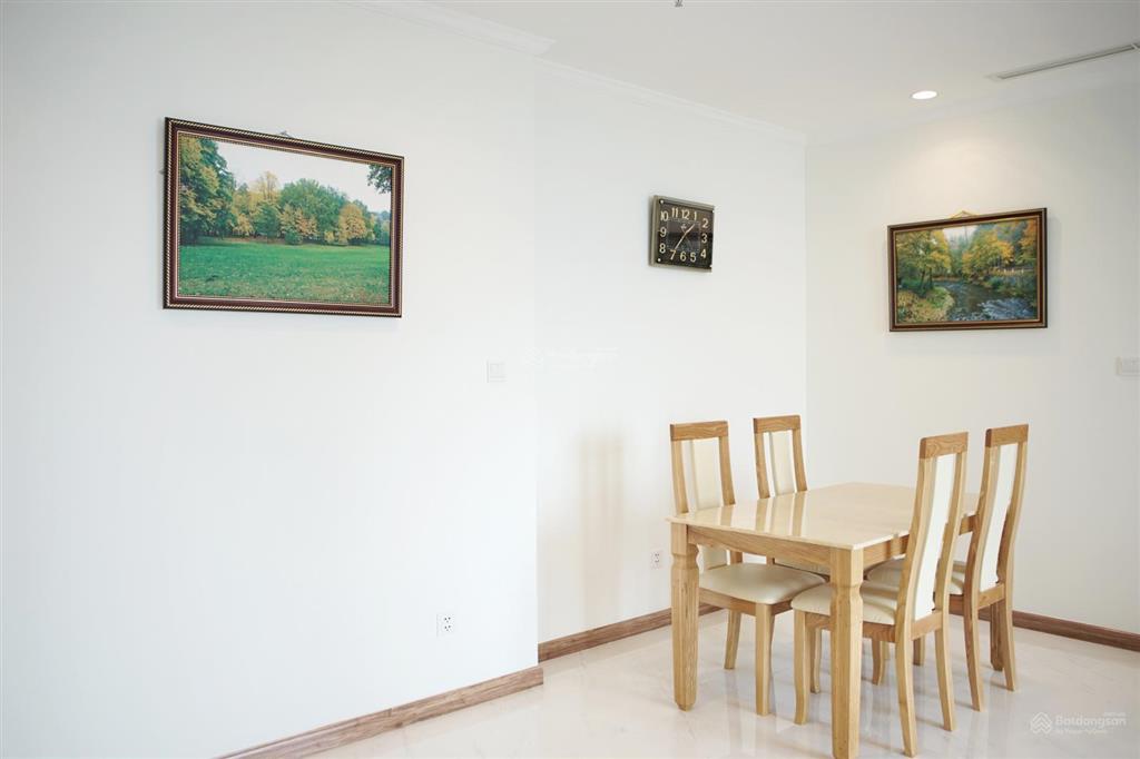 Cho thuê ch đẹp central 2, 25 triệu, 86m2, 2pn, 2wc, đầy đủ tiện ích tại vinhomes central park