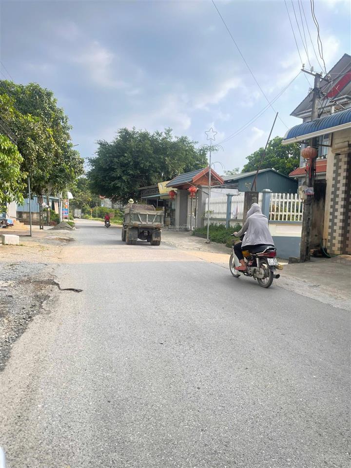 Lô đất chưa qua đầu tư  bám ql6  ô tô tải vào đất chỉ hơn 1 tỷ