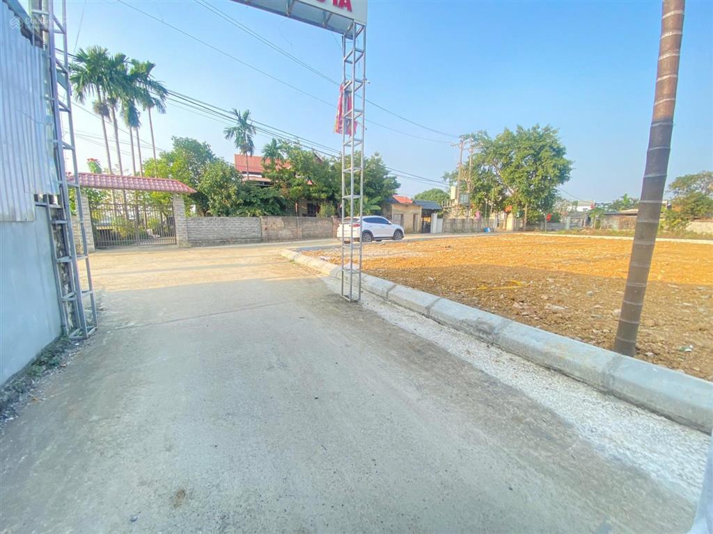 Chính chủ tôi bán lô đất 950 triệu, 115m2 full thổ cư, dt thực tế 130m, đường 5m ô tô đỗ cửa