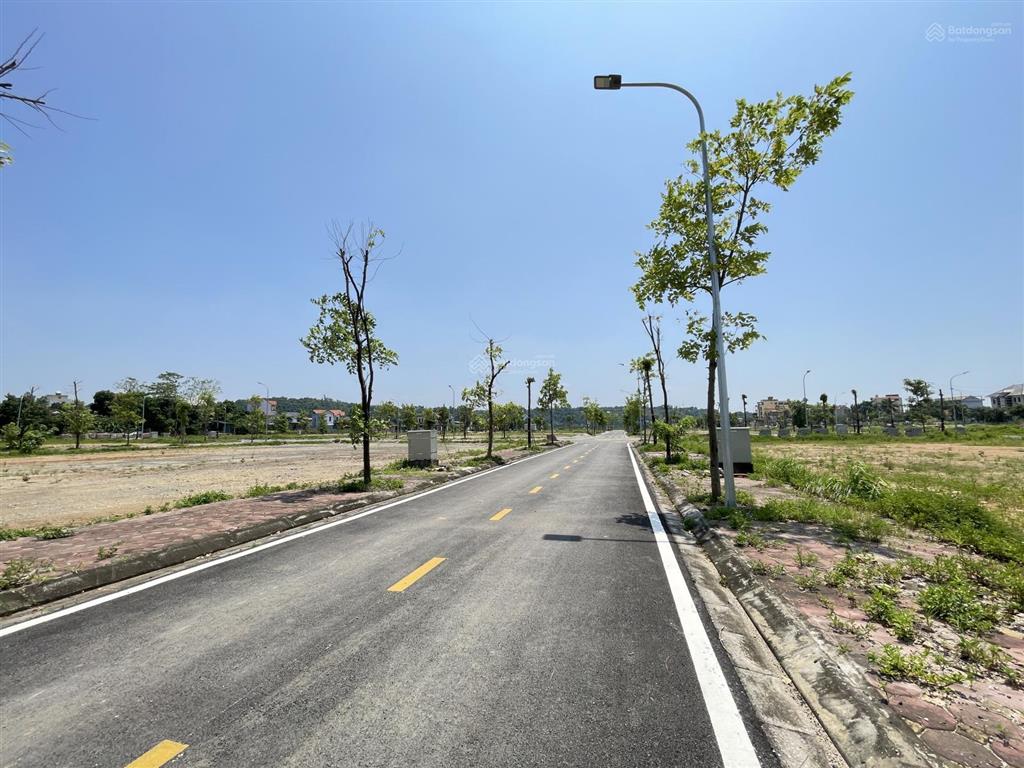 Hơn 5 tỷ mặt đường ql6 tái định cư tiên phương, phường chương mỹ
