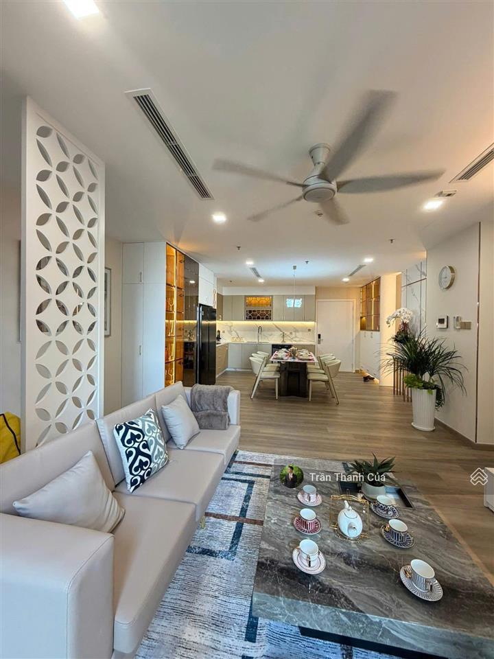 Series mua nhà để ở. căn hộ 2pn park 6. phòng khách rộng, view sông mát. sẵn sổ giá chỉ 14,2 tỷ