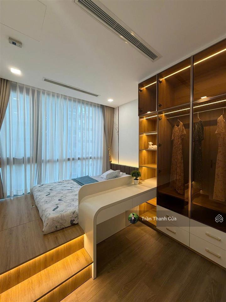 Series mua nhà để ở. căn hộ 2pn park 6. phòng khách rộng, view sông mát. sẵn sổ giá chỉ 14,2 tỷ