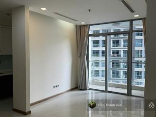 Cho thuê 2pn tòa park 2. nội thất cơ bản ( nhà trống). view sông cực mát. có 2 ban công.  090813