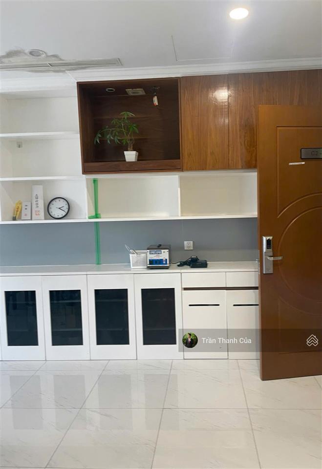 Tin xác thực cho thuê 2pn tòa central 2. đầy đủ nội thất, có bồn tắm nằm.  0908 132 ***