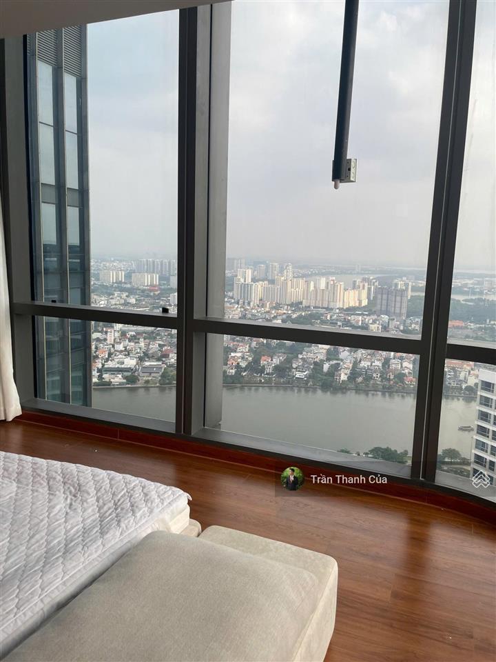 Bán 4pn landmark 81. đầy đủ nội thất, sẵn sổ công chứng ngay.  0908 132 ***