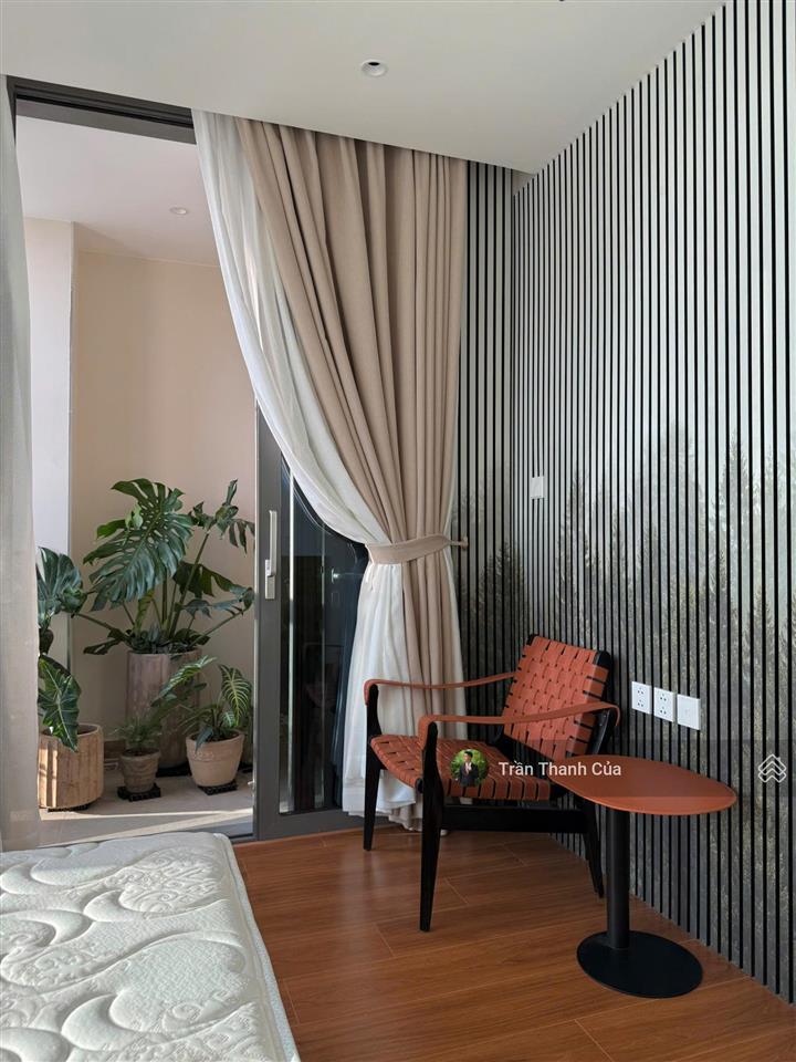 Bán 4pn landmark 81. đầy đủ nội thất, sẵn sổ công chứng ngay.  0908 132 ***