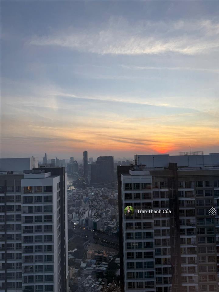 Bán 4pn landmark 81. đầy đủ nội thất, sẵn sổ công chứng ngay.  0908 132 ***