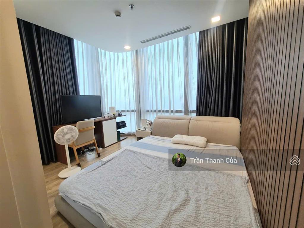 Tin xác thực cho thuê 3pn landmark 81. dt 133m2 view trực diện sông, công viên.  0908 132 ***