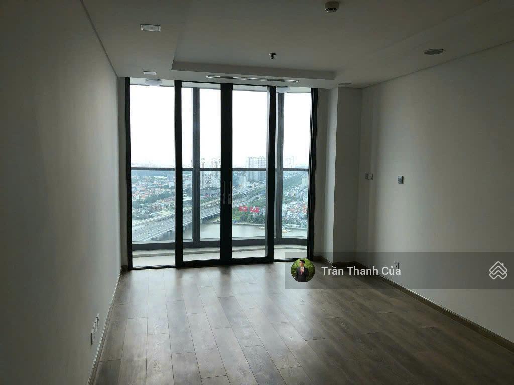 Tin xác thực cho thuê văn phòng 172m2 ladmark 81 lầu cao view thoáng. phòng khách rộng. 0908 132 ***