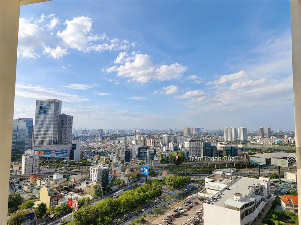 [tin xác thực] cho thuê 2pn landmark plus. căn góc 2 view, có bồn tắm nằm.  0908 132 ***