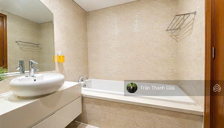 [tin xác thực] cho thuê 2pn landmark plus. căn góc 2 view, có bồn tắm nằm.  0908 132 ***