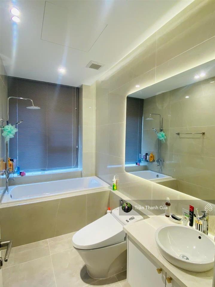 Bán nhanh penthouse park 4 đơn giá chỉ 150 triệu /m2. sẵn nội thất đẹp.  0908 132 ***