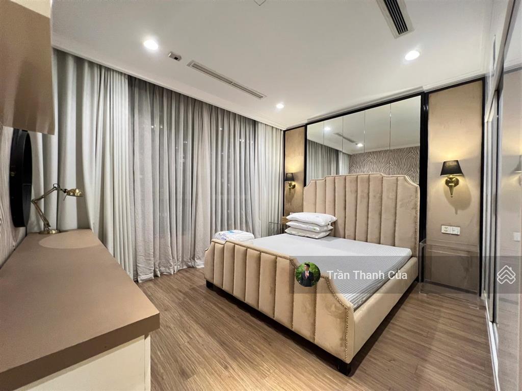Đặc biệt. cho thuê 2pn view sông tại tòa central 1. trục hiếm khi cho thuê vì diện tích rộng