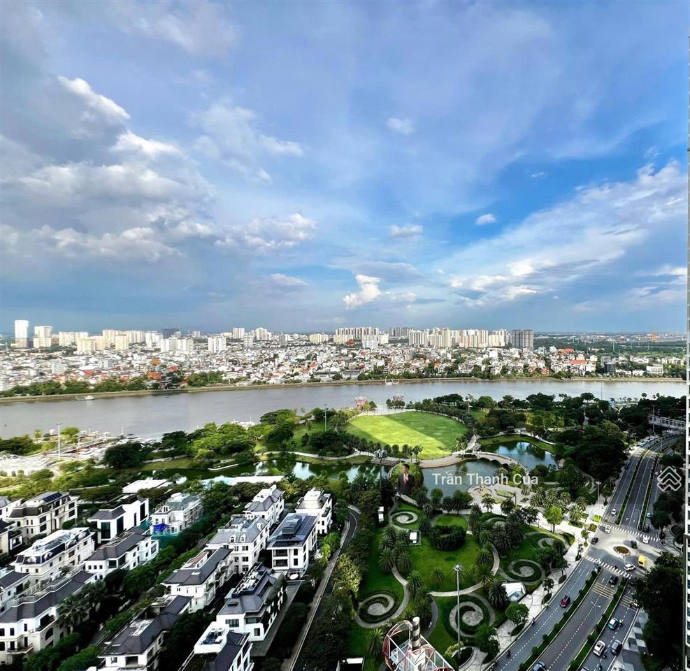 Cho thuê 4pn landmark 81. diện tích 172m2 đầy đủ nội thất, view triệu rưỡi đô.  0908 132 ***