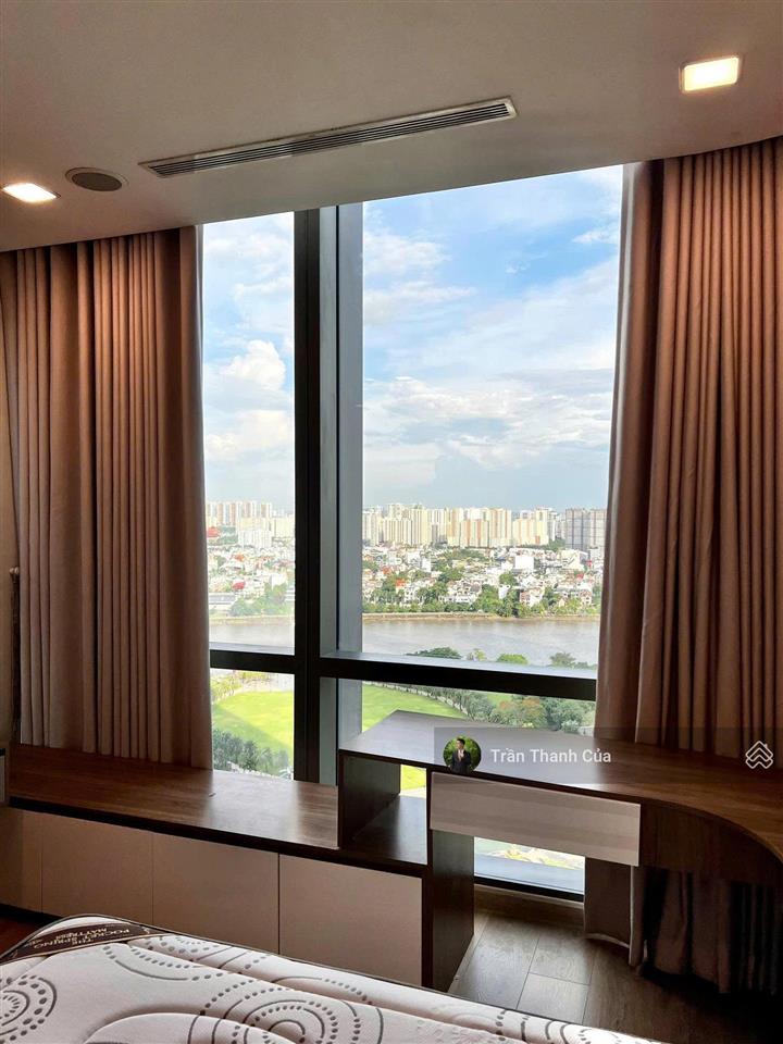Cho thuê 4pn landmark 81. diện tích 172m2 đầy đủ nội thất, view triệu rưỡi đô.  0908 132 ***