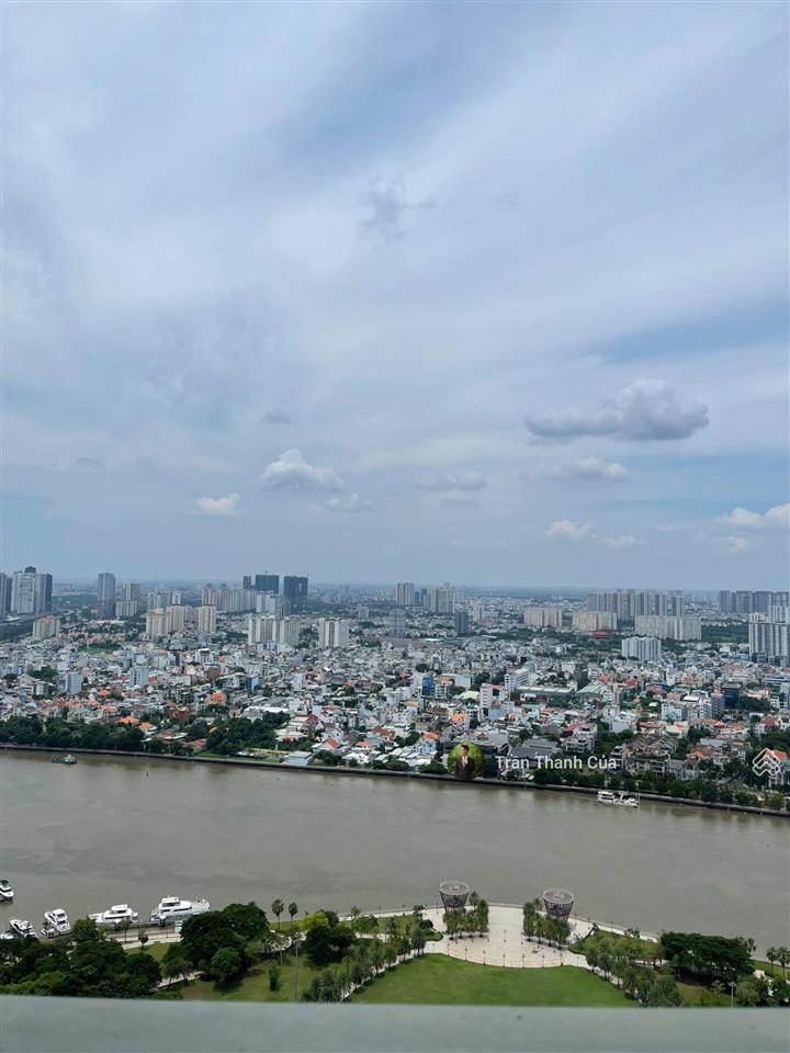 Cho thuê 4pn landmark 1. diện tích 155m2, view thoáng, vị trí trung tâm. giá thuê chỉ 56 triệu