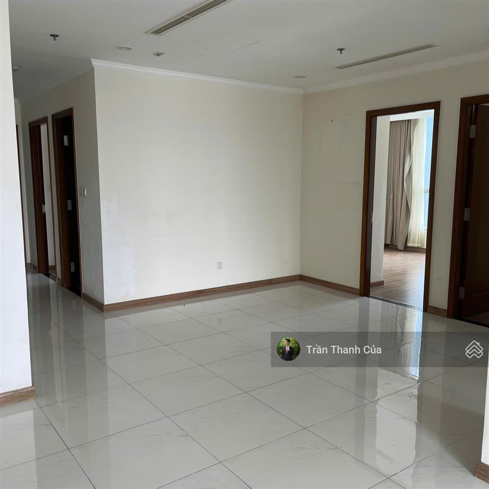 Cho thuê 4pn landmark 1. diện tích 155m2, view thoáng, vị trí trung tâm. giá thuê chỉ 56 triệu
