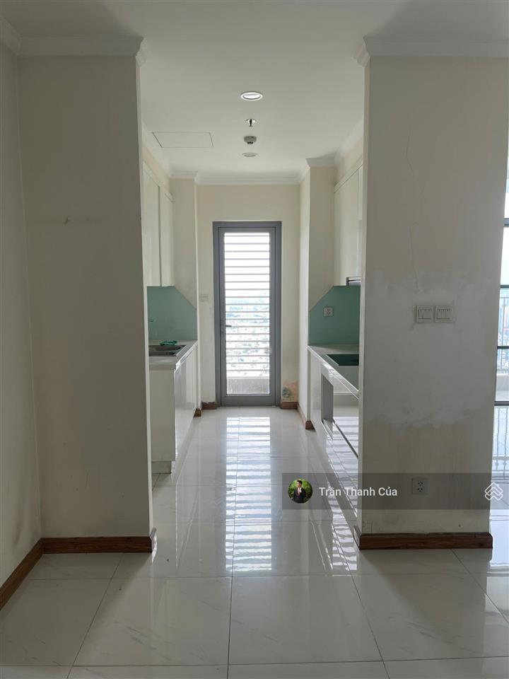 Cho thuê 4pn landmark 1. diện tích 155m2, view thoáng, vị trí trung tâm. giá thuê chỉ 56 triệu