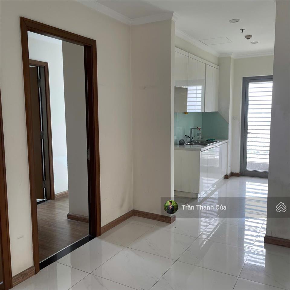 Cho thuê 4pn landmark 1. diện tích 155m2, view thoáng, vị trí trung tâm. giá thuê chỉ 56 triệu