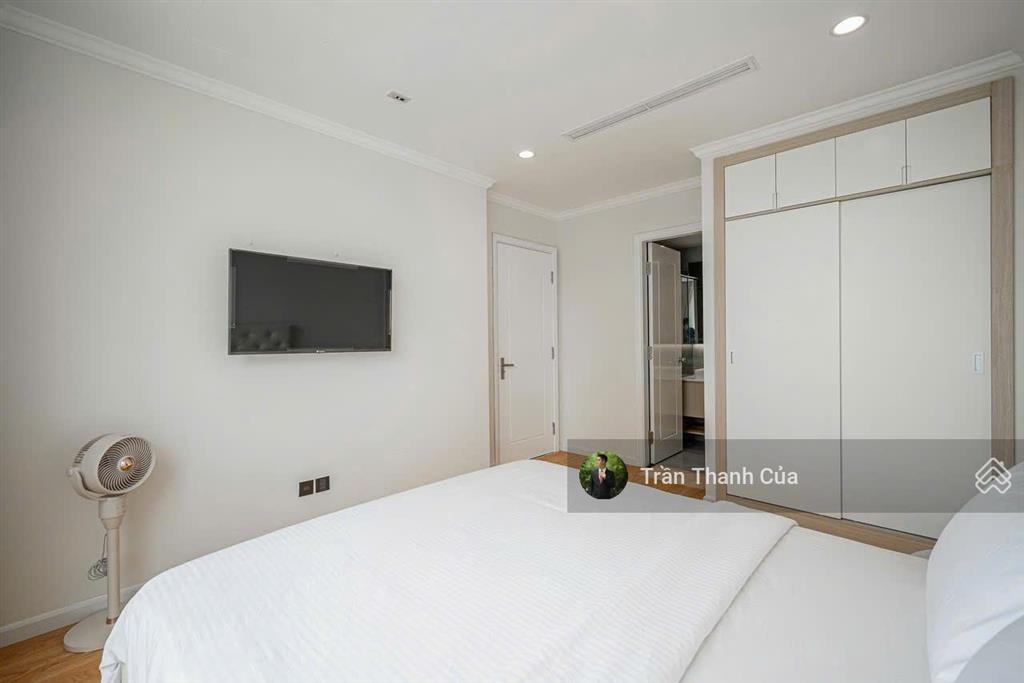 Cho thuê 3pn landmark 2. nhà đẹp view thoáng, đầy đủ nội thất decor. 