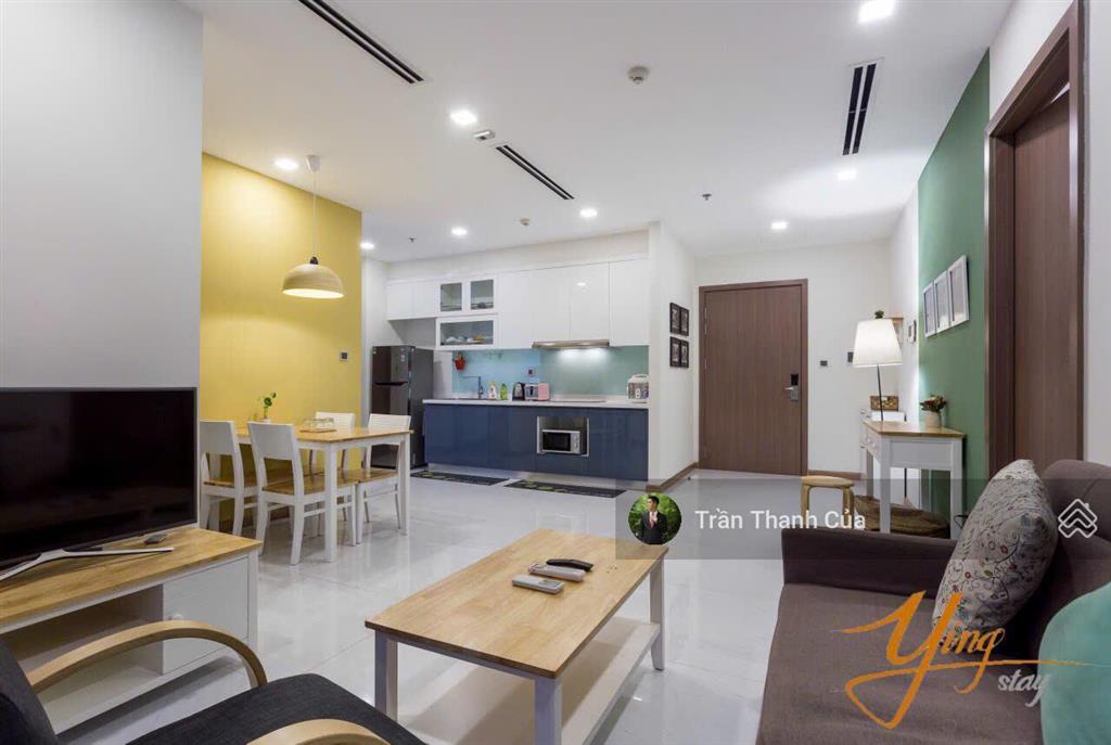 Cho thuê 2pn park 1. dt 80m2, đầy đủ nội thất, taxi vô tới sảnh, phòng khách rộng.  0908 132 ***