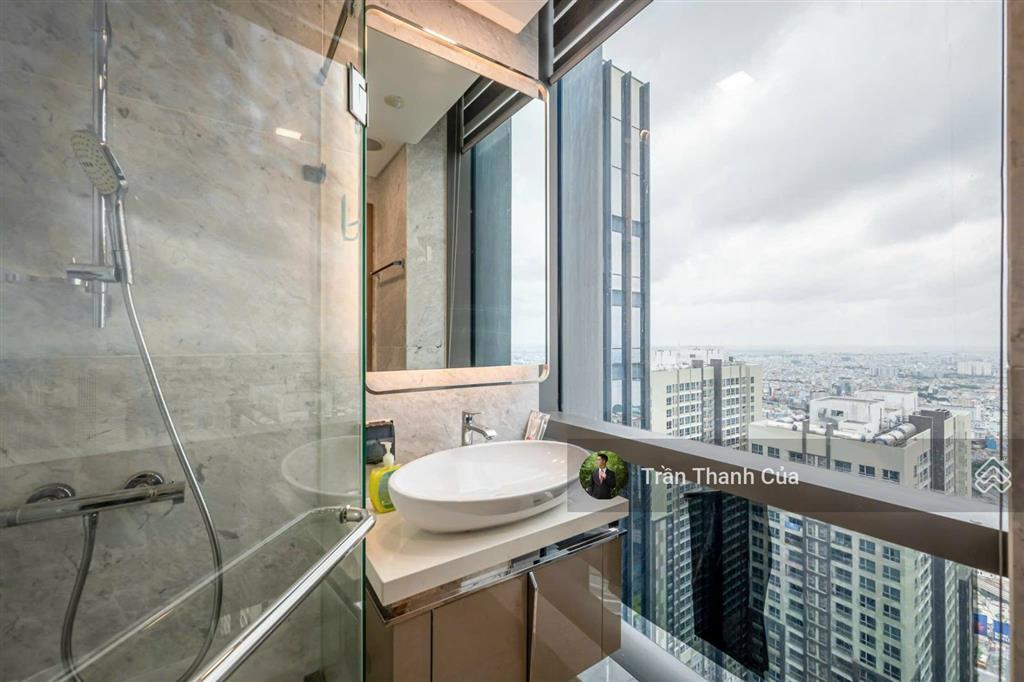 Cho thuê 3pn landmark 81. diện tích lớn 133m2, đầy đủ nội thất, view sông không bị chắn.  090813