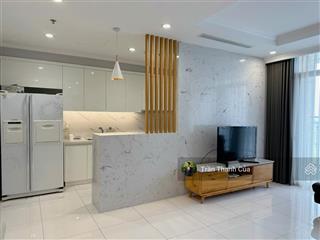 Cho thuê nhanh 3pn landmark 4. diện tích 108m2 lầu cao view thoáng, tầm nhìn ra sông.  090813205