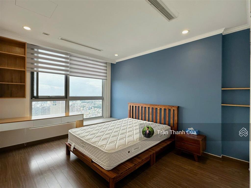 Cho thuê nhanh 3pn landmark 4. diện tích 108m2 lầu cao view thoáng, tầm nhìn ra sông.  090813205
