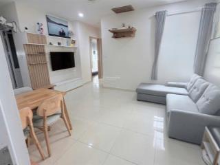 Cần bán căn 62m2 loại căn hộ 2 phòng ngủ nhà rất mới, đầy đủ nội thất cao cấp.   0909 086 ***
