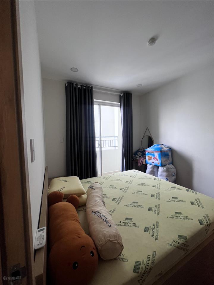 Gấp bán căn hộ mới 90%  rất hiếm, full nội thất, chỉ 2,590 tỷ (62m2),  hương 0909 086 ***