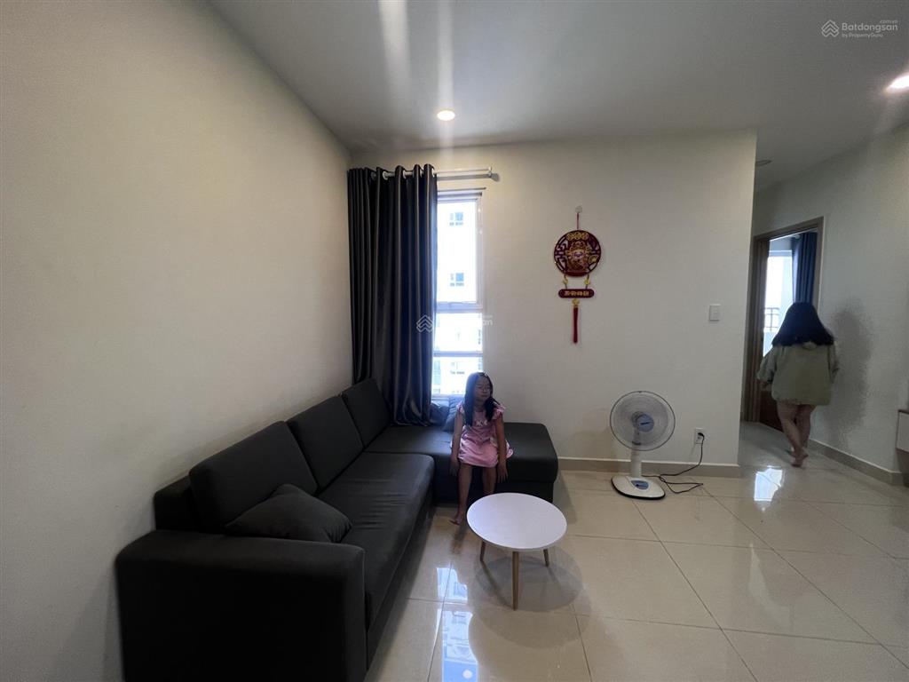 Gấp bán căn hộ mới 90%  rất hiếm, full nội thất, chỉ 2,590 tỷ (62m2),  hương 0909 086 ***