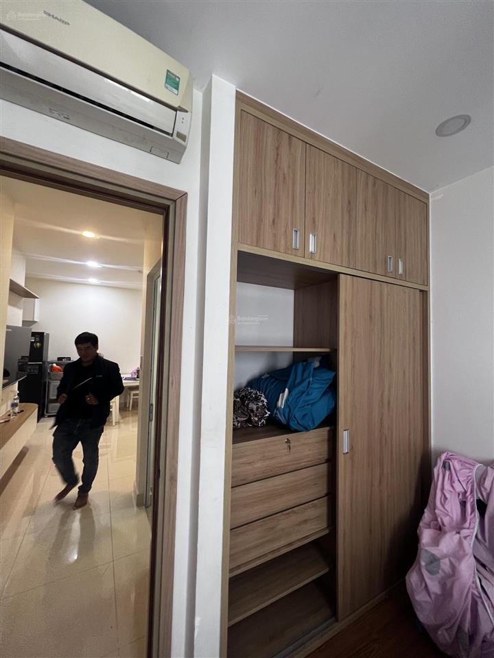 Gấp bán căn hộ mới 90%  rất hiếm, full nội thất, chỉ 2,590 tỷ (62m2),  hương 0909 086 ***