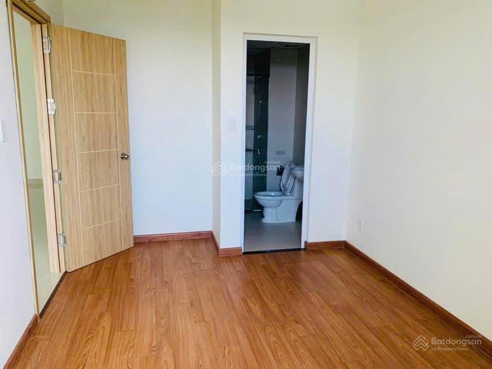 Cho thuê căn 2pn + 62m2 + có rèm + máy lạnh. giá chỉ 7 tr.  0909 086 *** hương xem nhà ạ !