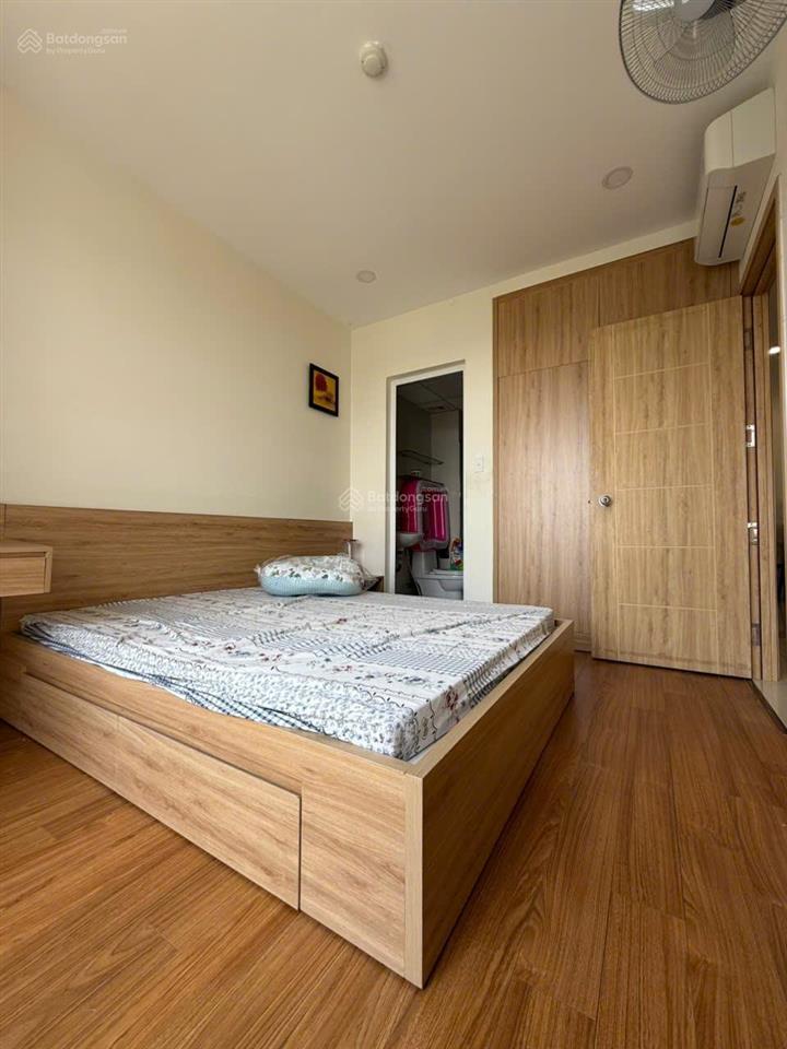 Chính chủ bán căn trống 2,450 tỷ, bán có đủ nội thất 2,530 tỷ quá hời.  hương 0909 086 ***