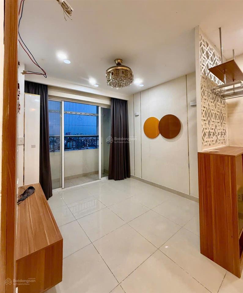 Căn góc 3 phòng ngủ mới sạch đẹp full 3 máy lạnh. giá thuê chỉ 9 triệu/tháng.  0909 086 ***