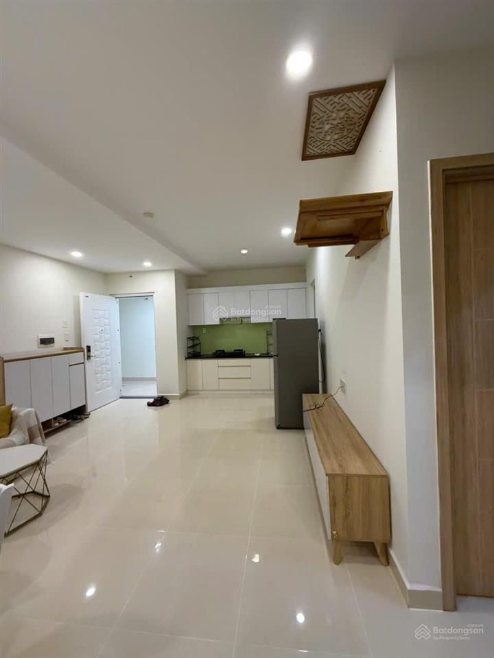 Căn 3pn rất mới, có nội thất. giá mềm 8,5 triệu/tháng.  xem nhà  0909 086 *** có zalo