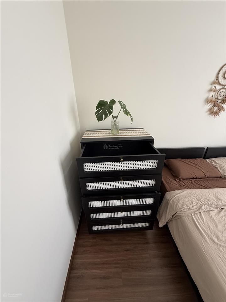Căn 2pn và 2wc đầy đủ nội thất thiết kế. giá bán 2,5 tỷ (k phát sinh).  0909 086 *** zalo