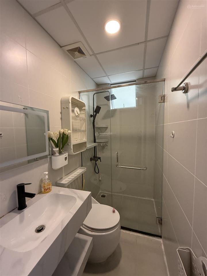 Căn 2pn và 2wc đầy đủ nội thất thiết kế. giá bán 2,5 tỷ (k phát sinh).  0909 086 *** zalo