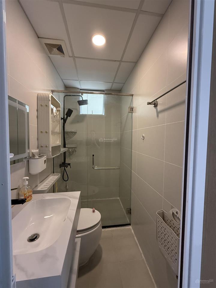 Căn 2pn và 2wc đầy đủ nội thất thiết kế. giá bán 2,5 tỷ (k phát sinh).  0909 086 *** zalo
