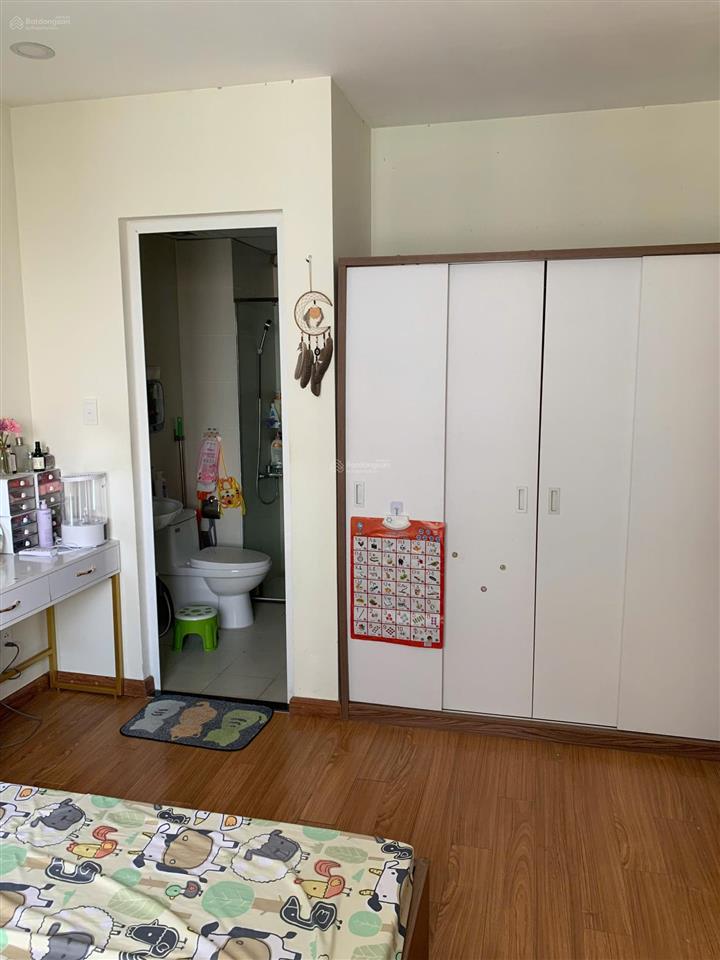 Căn góc 3pn cần bán có nội thất view trọn vẹn quận i. gia sbnas 2,960 tỷ.  hương 0909 086 ***