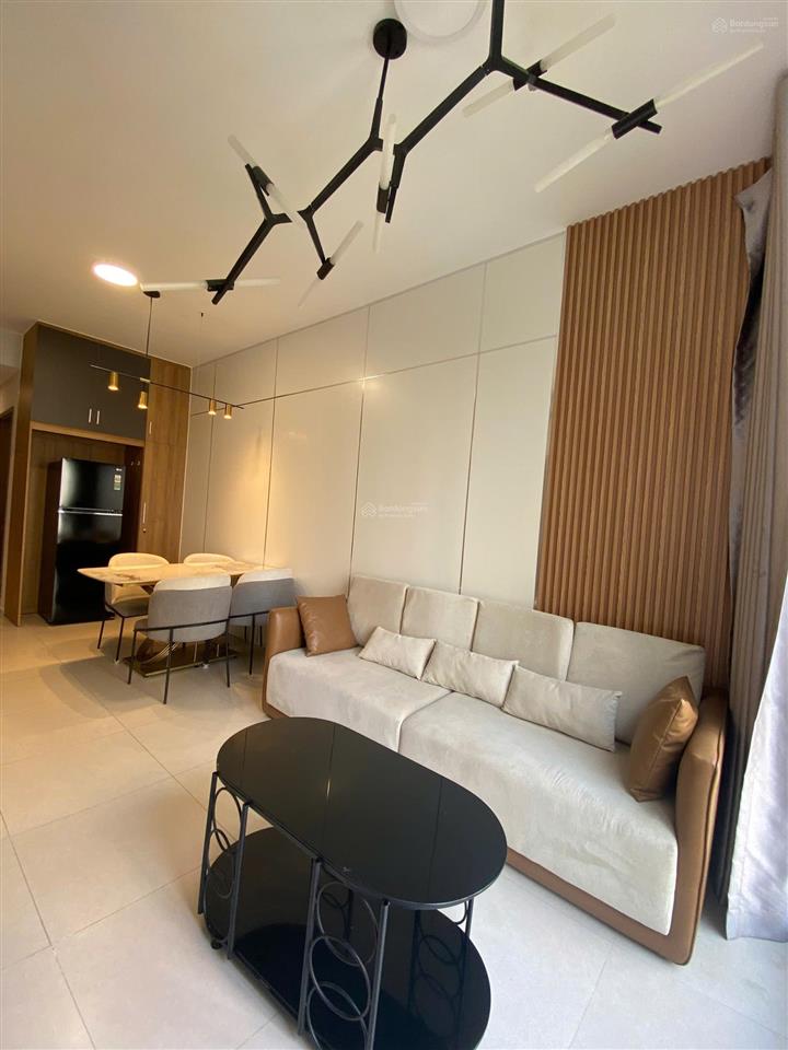 Căn 2 phòng ngủ view thành phố đầy đủ nội thất đẹp. giá chỉ 8,5 triệu/tháng.  hương 0909 086 ***
