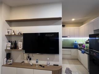 Chuyển việc bán căn 62m2 có giường, tủ. giá bán nhanh 2,4 tỷ.  hương 0909 086 ***