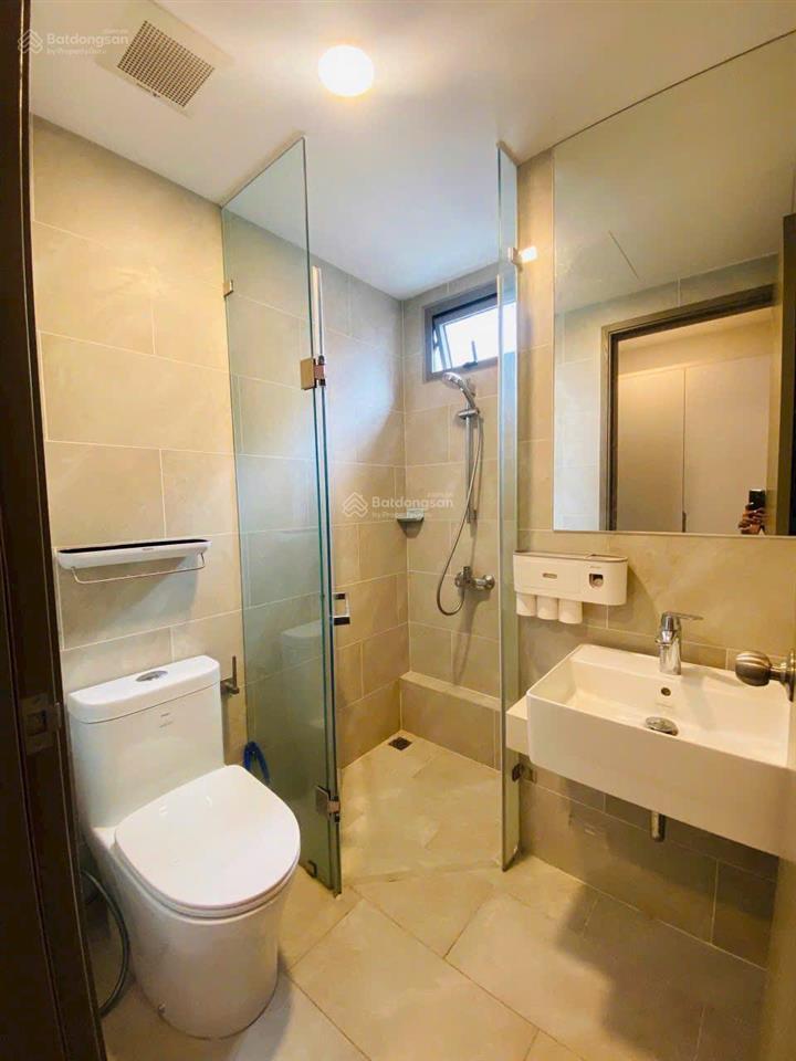 View hồ bơi  căn 3 phòng ngủ đầy đủ nội thất chỉ 13 triệu/tháng.  0909 086 *** ib zalo