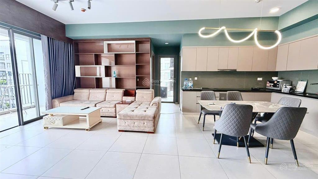 Có tin là có bán các căn westgate chuyển nhượng từ 2,690 tỷ/căn 2pn 3pn.  pkd 0909 086 ***