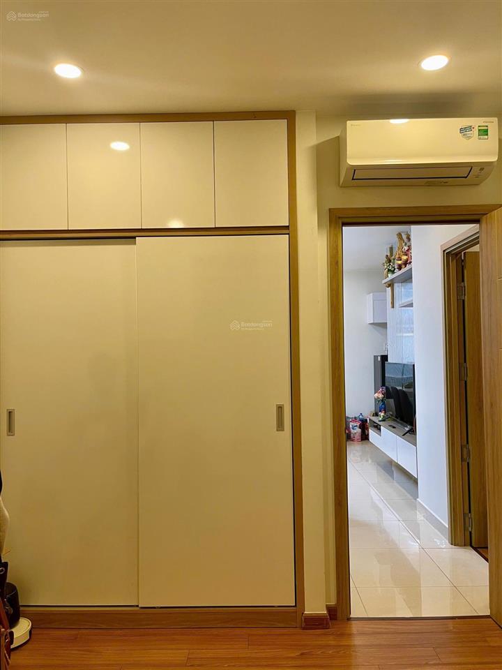 Chỉ 2,390 tỷ bán nhanh 62m2 có nội thất thiết kế (2pn & 2wc).  hương xem nhà 0909 086 ***