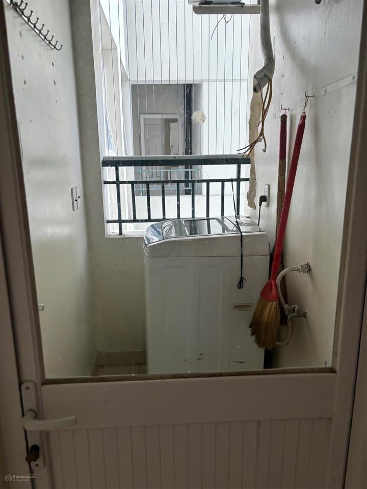 Căn 2pn & 2wc đang trống cho thuê 7tr/th, có nội thất.  hương 0909 086 ***