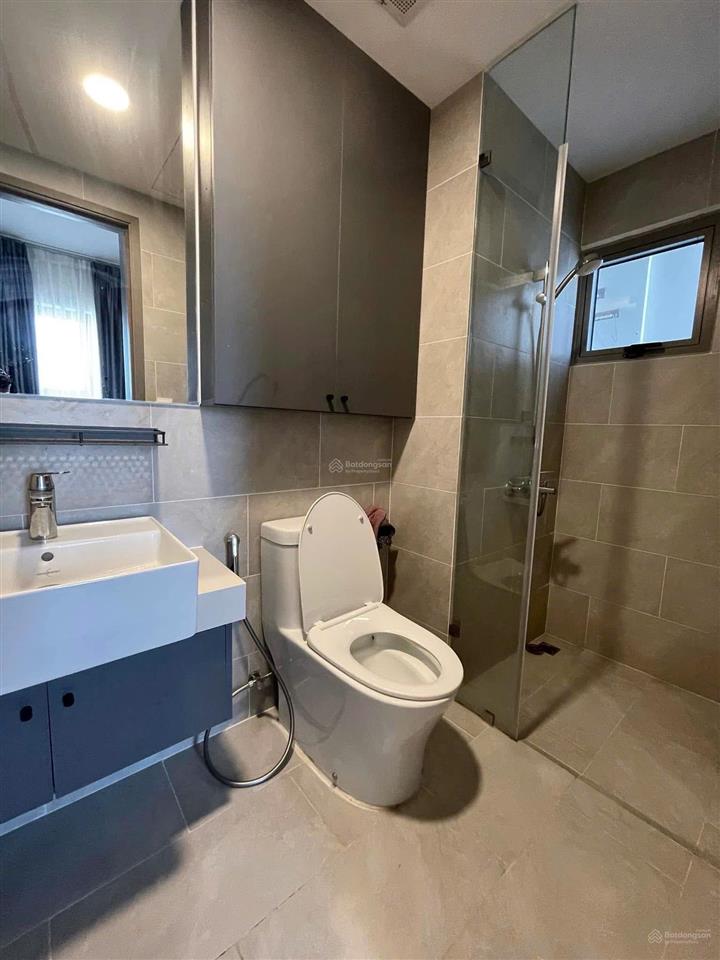 Cho thuê căn hộ 2pn & 2wc đầy đủ nội thất giá thuê chỉ 9 tr/tháng (view hồ).  hương 0909 086 ***