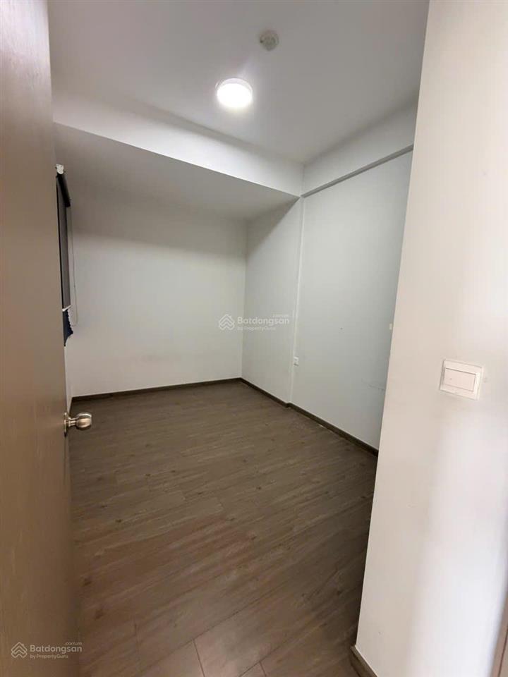 Căn 2pn có máy lạnh + rèm giá thuê chỉ 7 tr/tháng.  hương 0909 086 *** (zalo)