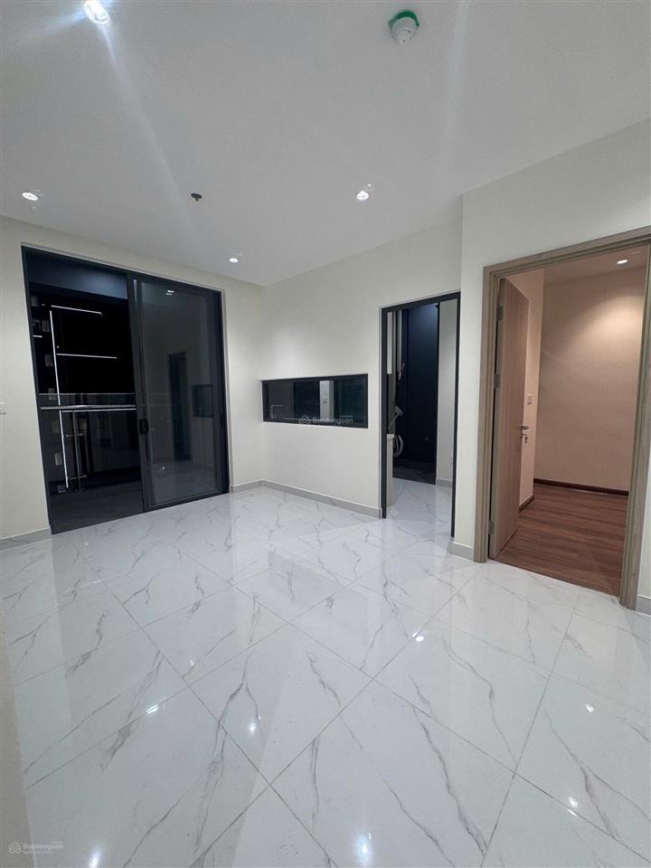 Xoay vòng vốn cần bán căn 2pn căn hộ daqua giá bán chỉ 4,6 tỷ.  hương 0909 086 *** (zalo)