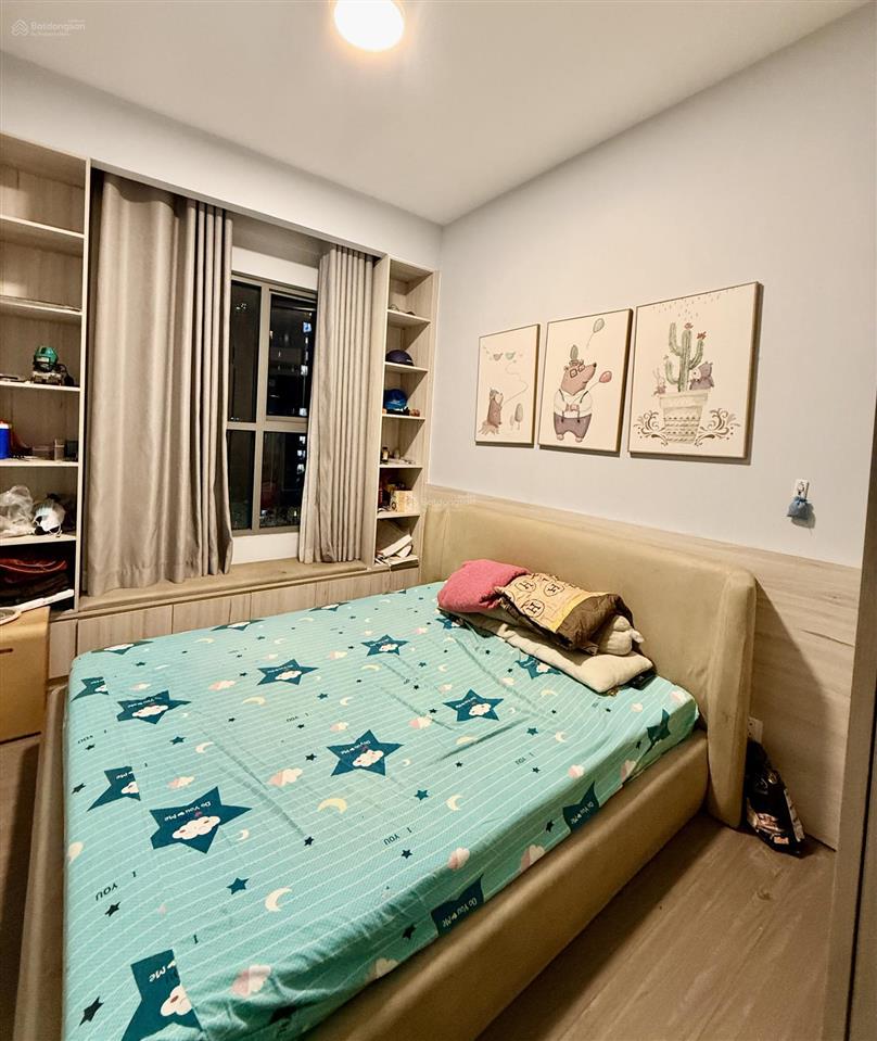 Bán căn góc 2pn view hồ bơi. giá bán 3,5 tỷ. full nội thất.  hương 0909 086 ***